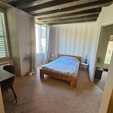 Hotel Chambre Avec Salle De Bain Donzy Exterior foto