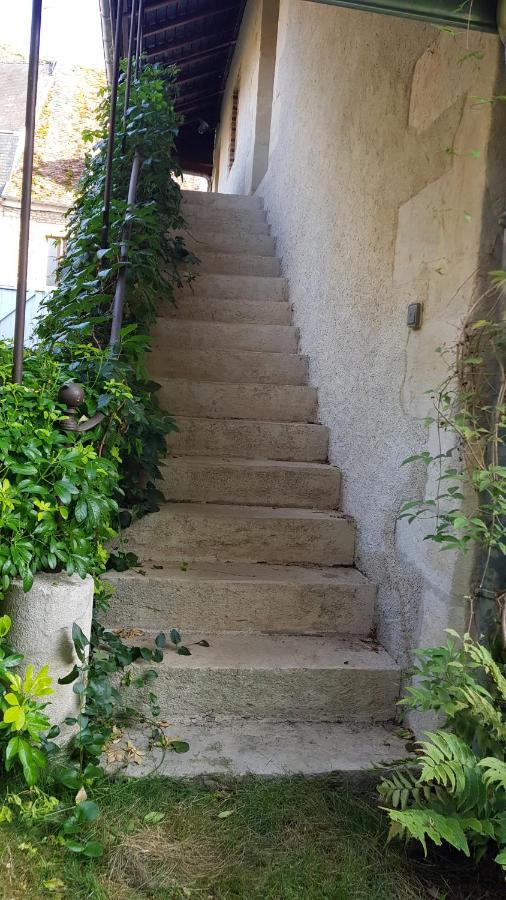 Hotel Chambre Avec Salle De Bain Donzy Exterior foto